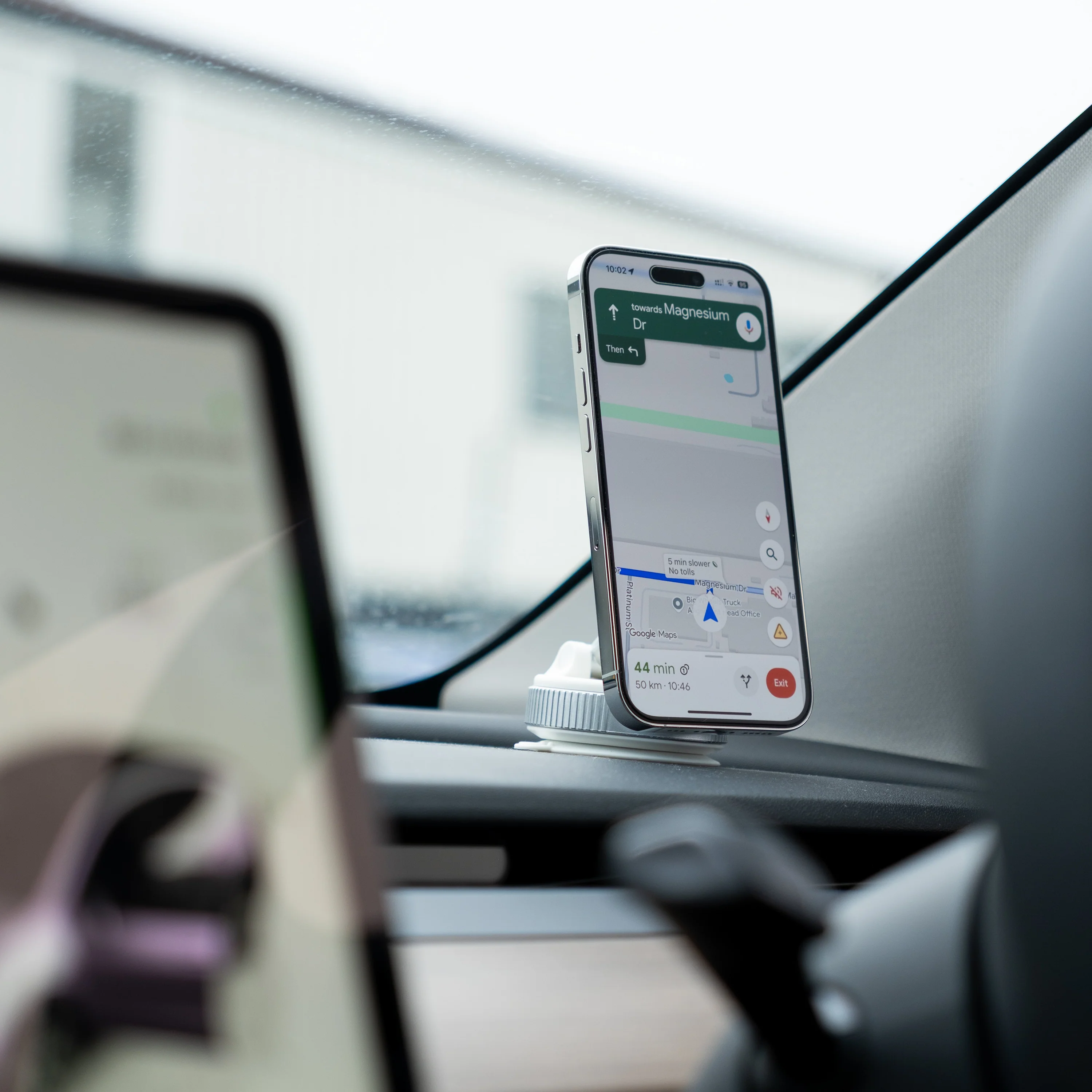 360° Car Mount Magnetic Phone Holder with Vacuum Suction - Image 3