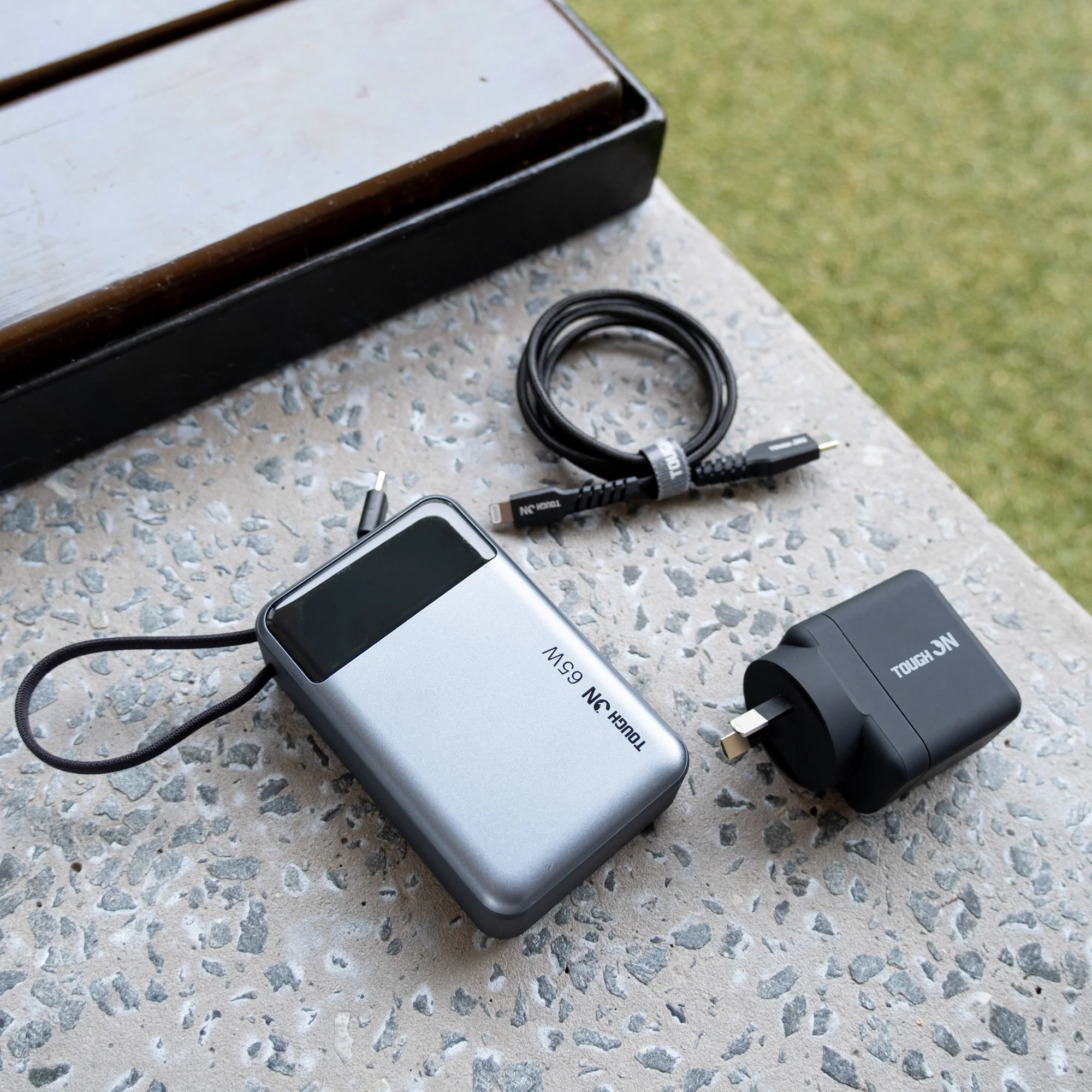 Essential Travel & Tech Charging Bundle - Image 4