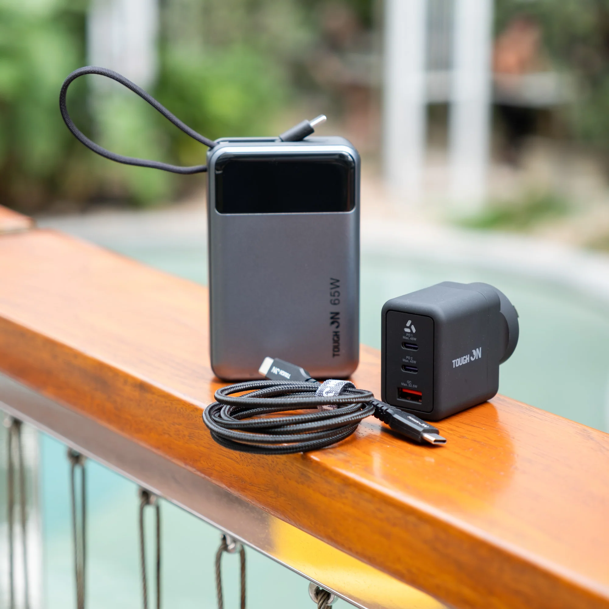 Essential Travel & Tech Charging Bundle - Image 5
