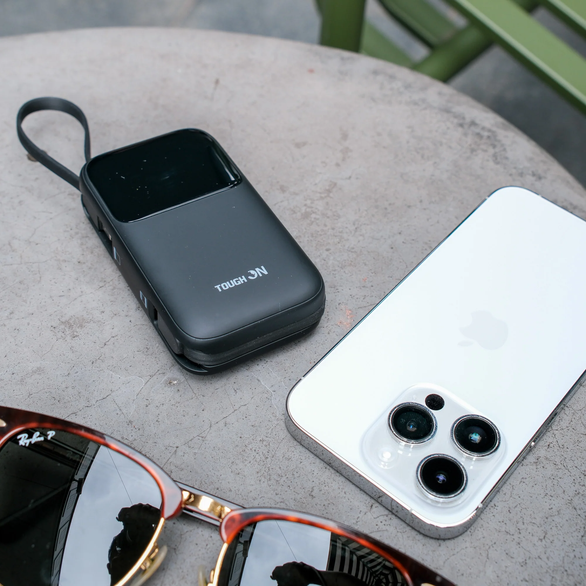 Tough On 10000mAh Power Bank (20W) + USB-C Charger (30W) Bundle - Image 4