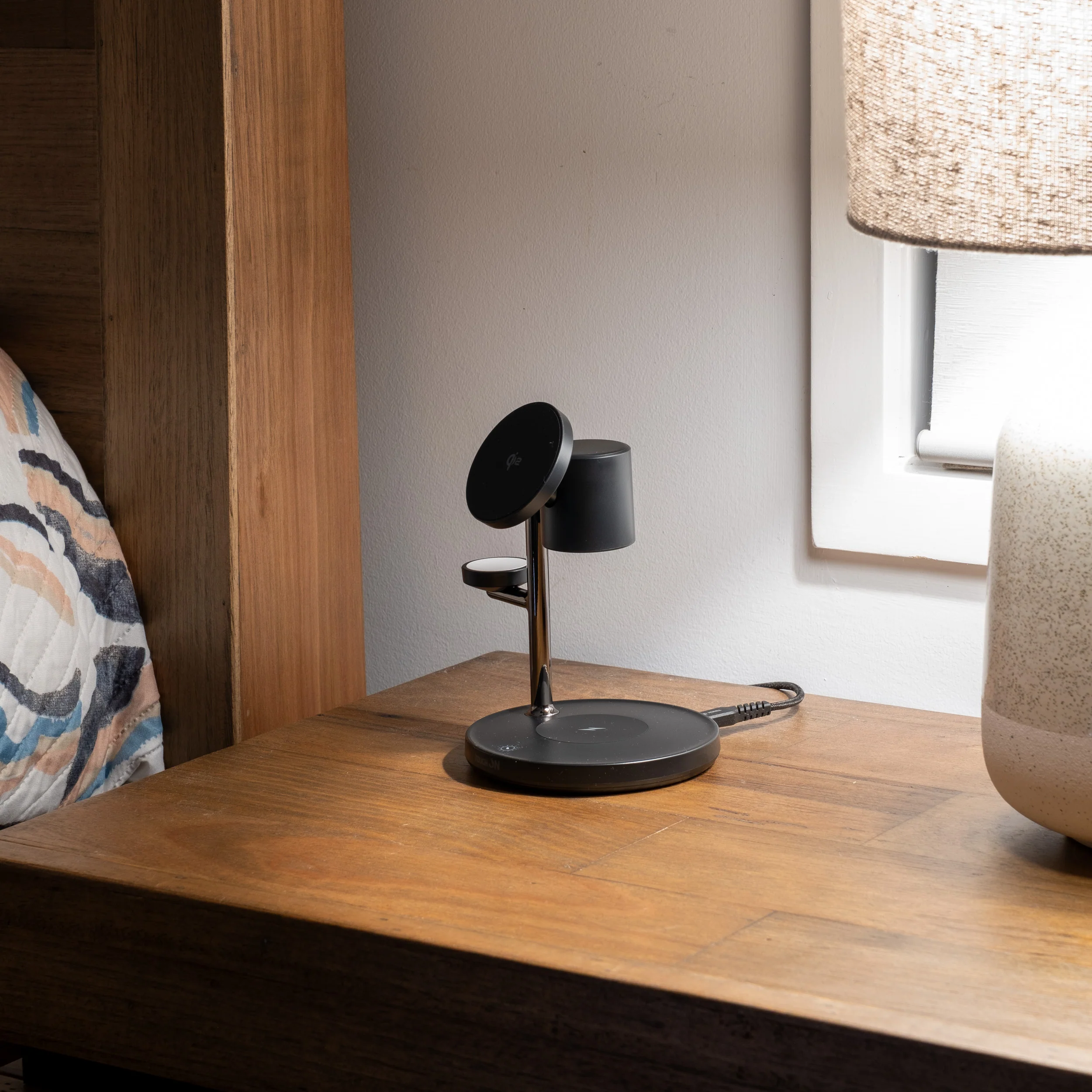 Tough On MagMore QI2 4-in-1 Wireless Charger - Image 5
