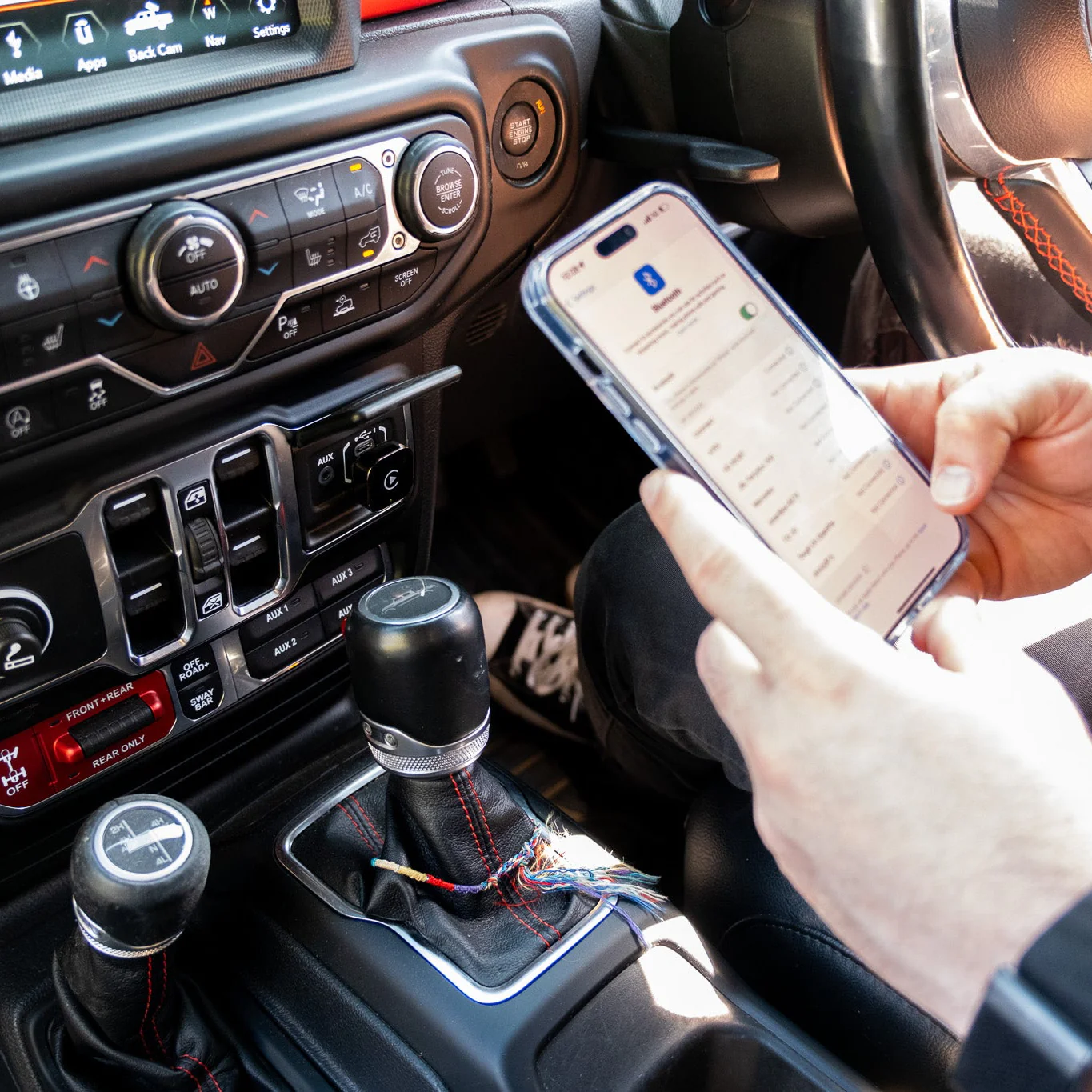 Wireless Carplay and Android Auto Adapter - Image 4